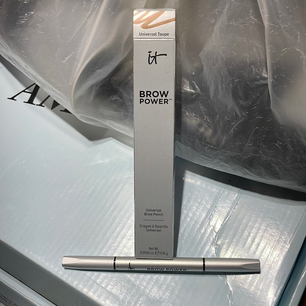 It cosmetics, universal brow pencil